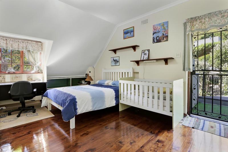 To Let 4 Bedroom Property for Rent in Hout Bay Western Cape